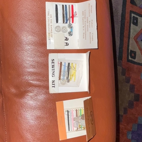 Hotel Matchbook Mending Sewing Kits Souvenir Vintage 3 - Picture 3 of 14